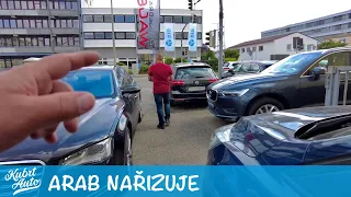 Arogantní prodejce s dokonalým autem... Davut se ztratil v nekonečném zastoupení BMW Stuttgart