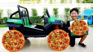 Yejun Pizza Delivery Play with Car Toys Activity for Children