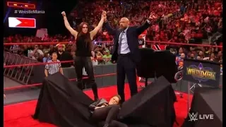 WWE Raw Stephanie Mcmahon Attack Ronda Rousey