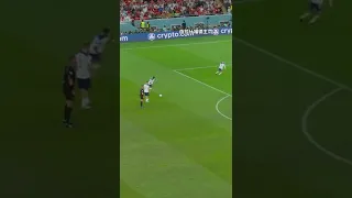 An amazing freekick by Marcus Rashford! England 3-0 Wales