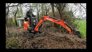 Minibagger im Ersteinsatz Deleks M90