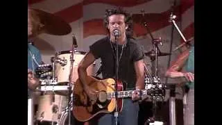 John Mellencamp - Small Town (Live at Farm Aid 1986)