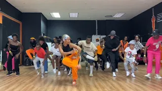 Neo & Thando’s Tshwala Bam! Choreography at Soweto’s Finest Dance Studio #tshwalabam #dance