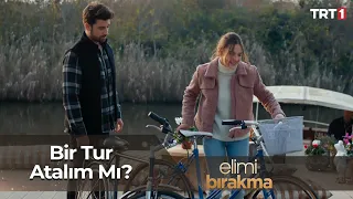 Azra ve Cenk bisiklete biniyorlar. 🚴‍♀️🚴‍♂️ - Elimi Bırakma 56. Bölüm