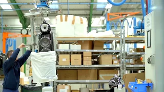 Bowers & Wilkins Factory Video: 803 D3