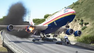 Trump's 747 Crashes Into Several Cars During Emergency Landing | GTA 5