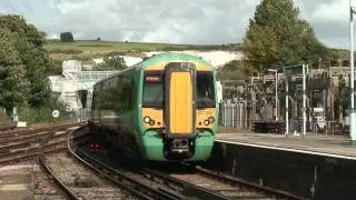 Pure HD Video - Southern Class 377 at Lewes