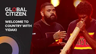 Jungala Ellis Performs With Daen Ellis on Yudaki | Global Citizen Nights Melbourne