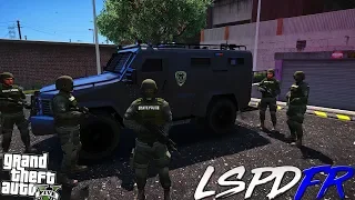 GTA V LSPDFR #172 S.W.A.T. DE TEXAS LOS YAKUZAS INVADEN EL FBI | TheAxelGamer
