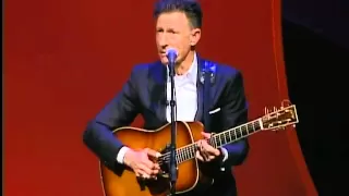 Lyle Lovett sings "If I Had A Boat" at The Connecticut Forum