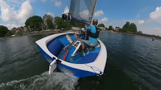 Full race sailing the Merlin Rocket  with onboard audio