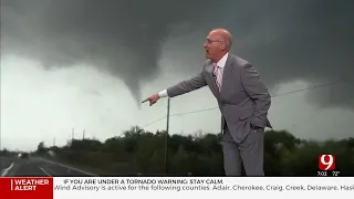 Tornado In SE Oklahoma City, Live On Air