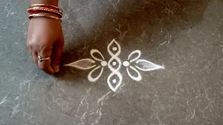 Easy border rangoli designs | Simple side border designs | Border muggulu | Friday rangoli