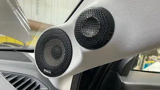 Громкая и красивая аудиосистема в Mazda CX-5