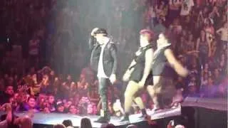 (HD) Justin Bieber She Don't Like The Lights - Vancouver