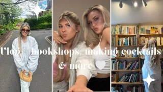 Vlog - Saturday vlog, book shopping, pub, village wandering, cocktail making and more ✨📖🎀