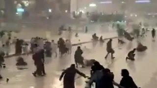 Scary footages of Storm and heavy rains in Mecca, Saudi Arabia