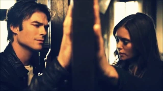 Elena + Damon - Hold on (+8x16)