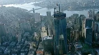 Police: NJ teen bypasses guard, reaches WTC spire