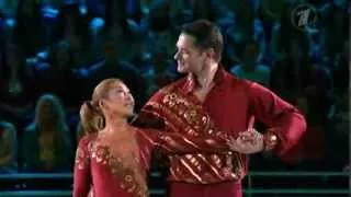 Знаменитый танец в исполнении Аниты Цой и Алексея Тихонова в шоу Ледниковый Период 2013-13