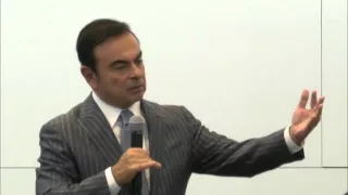 Renault-Nissan CEO Ghosn Tokyo Motor Show media roundtable (Japanese)