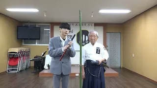 1$ Sword Vs 2000$ Sword