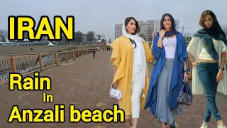 IRAN 2024 🇮🇷 | A few minutes walk in the calm of the sea | باران کنار دریا بعد از حمله ایران