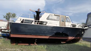 WE BOUGHT A 40ft STEEL YACHT FROM 1978 - BOAT TOUR - boat restoration vlog - vintage yacht