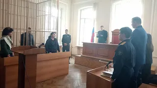 Обвиняемый в пытках задержанного полицейский арестован на два месяца