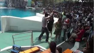 Safari world, bangkok, thailand - dance on indian song