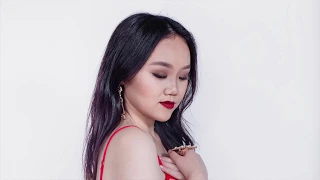 Nikki Thao - Kuv Yog Ib Tug Neeg Swb (Official Audio)