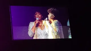 Anita Baker performs "Lead Me Into Love" on 12-20-19 at The Staples Center #AnitaBaker
