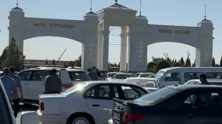 Mashyn bazarda Turkmenistanda . Авторынок в Туркменистане.