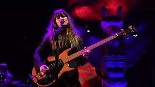 Angus et Julia  Stone " Chateau "  Lyon Halle Tony Garnier le 02/11/17...