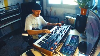 Guitar vs synth