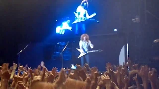 Publico aplaudiendo en el cumpleaños de Dave Mustaine - Megadeth Argentina 13-09-2012