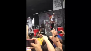 Attila-Middle Fingers Up-live 08/08/15 Seattle-Vans Warped Tour