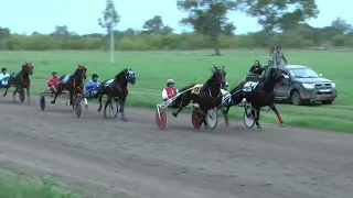 ESPECIAL IRAUL WALSH HIPODROMO DE NAVARRO