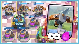 😎 INFINITE X-BOW! CHEAT DECK IN CLASH ROYALE