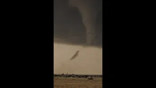 Stunning Tornado Video Over Northern Texas