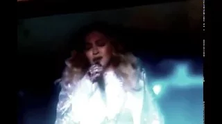 Madonna (tribute to Prince) - nothing compares to you (live @ the bbmas 2016)