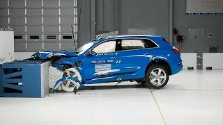 2019 Audi e-tron moderate overlap IIHS crash test