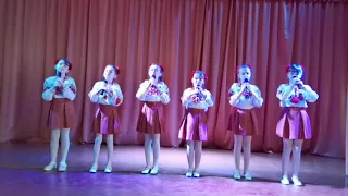 Вокальний ансамбль "Співоцвіт" - "А ми дівчата з України"