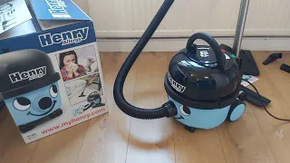 Numaitc  Henry  allergy  unboxing first look and first power up