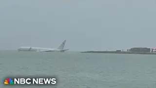 U.S. military aircraft overshoots runway and lands in Hawaii bay