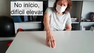 Fisioterapia no membro superior de utente com hemiplegia