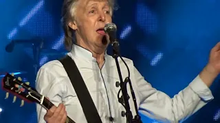 Paul Mc.Cartney - Let Me Roll It (2018.12.06 Vienna, Austria Stadthalle)