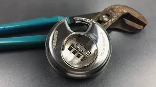 [679] Using Pliers to Open a Brinks Combination Disc Padlock (Model 663-80051)