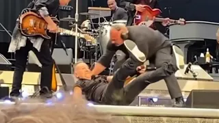 Bruce Springsteen falls on stage while performing in Amsterdam