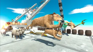 EXTRIMAL RUNNING ON PLATFORM WITH LOTS OF TRAps ON THE TRAIL - Animal Revolt Battle Simulator